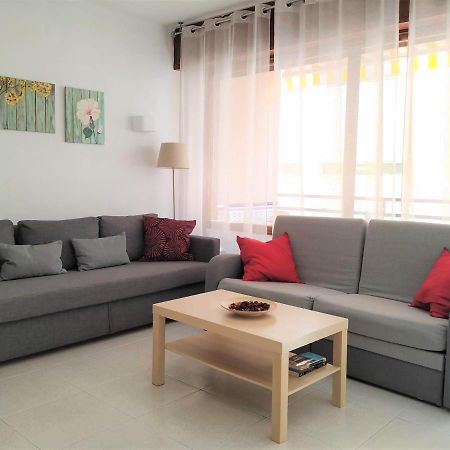 Elizabeth Beach Apartment With Seaviews! Torremolinos Kültér fotó