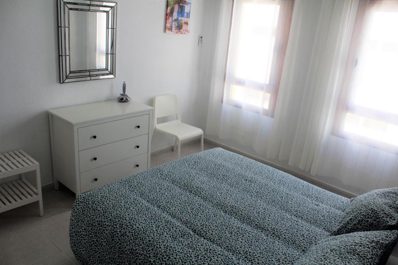 Elizabeth Beach Apartment With Seaviews! Torremolinos Kültér fotó